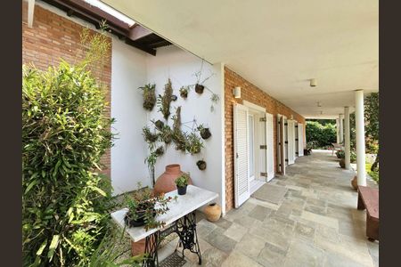 21_photo/94cf00c6cb.fe96b63aec789ef1-ATLAS-80537562-7541-4b39-bc4d-cebd4db40934.jpg de casa à venda com 3 quartos, 500m² em Vila de Sao Fernando, Cotia