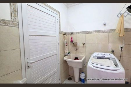 18_photo/94cf00c6e9.93b8fa184532727f-ATLAS-f4684c61-cdf9-42e1-84a0-da7dc3455036.jpg de casa de condomínio à venda com 3 quartos, 326m² em Lajeado, Cotia
