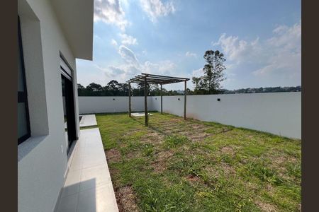 3_photo/94cf00e915.c696d6dfecea6f1c-ATLAS-057a3844-08ea-462d-a4ee-c1cc73014c06.jpg de casa à venda com 4 quartos, 270m² em Parque Rincao, Cotia