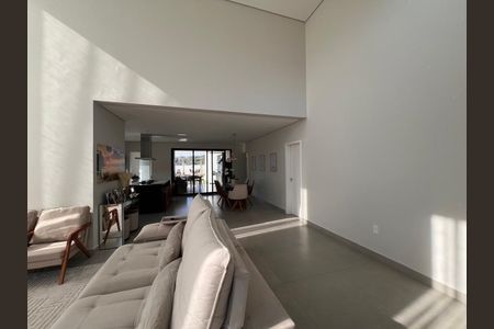 27_photo/94cf00e915.c696d6dfecea6f1c-ATLAS-e462dbb3-2e55-404d-a40a-2beafd9758d4.jpg de casa à venda com 4 quartos, 270m² em Parque Rincao, Cotia