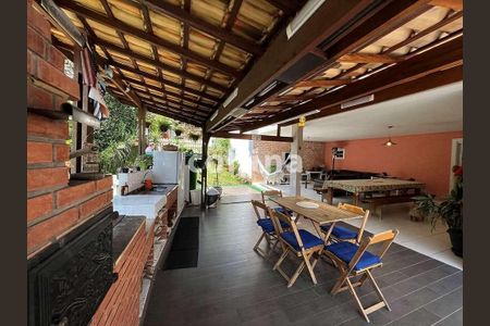 5_photo/94cf00e94f.ceff8192393c33de-ATLAS-197771a6-d4e8-4b29-b517-198e6ae45e58.jpg de casa à venda com 4 quartos, 400m² em Parque Rincao, Cotia