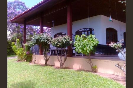 27_photo/94cf00e94f.ceff8192393c33de-ATLAS-1b172a4e-2c77-4c19-8ad4-37a8c0092502.jpg de casa à venda com 3 quartos, 536m² em Parque Rincao, Cotia