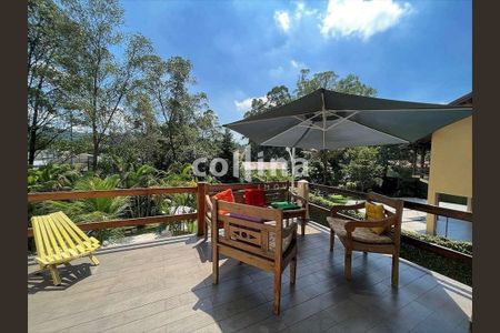 7_photo/94cf00e94f.ceff8192393c33de-ATLAS-24a76d5e-6b0f-447e-8117-56d18469d80e.jpg de casa à venda com 4 quartos, 400m² em Parque Rincao, Cotia