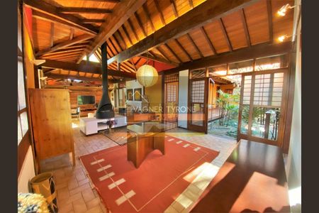 6_photo/94cf00e953.6e04773690ef1ba5-ATLAS-bce4abdf-66ea-4cc8-a452-6c0c5cba87de.jpg de casa de condomínio à venda com 3 quartos, 500m² em Caiapia, Cotia