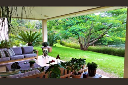 6_photo/94cf00e995.c2ab086310b5e3d8-ATLAS-b70f1f04-bbbe-4f6c-9b1f-792e7df5f83d.jpg de casa à venda com 4 quartos, 670m² em Caiapia, Cotia