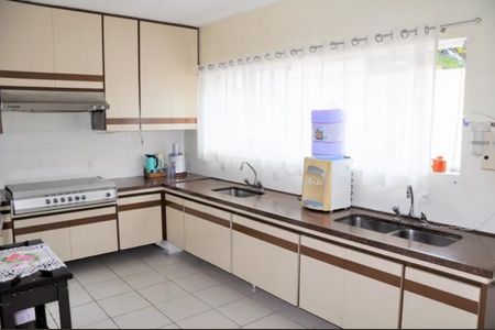 3_photo/94cf00e997.7e2ea02b9085bf9d-ATLAS-2213b5e4-c039-49c2-8ee2-70b31eb61e74.jpg de casa à venda com 6 quartos, 431m² em Caiapia, Cotia