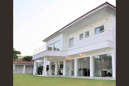 9_photo/94cf00e997.7e2ea02b9085bf9d-ATLAS-cc61294e-920e-4e96-add6-8f2c7e9a982b.jpg de casa à venda com 6 quartos, 431m² em Caiapia, Cotia