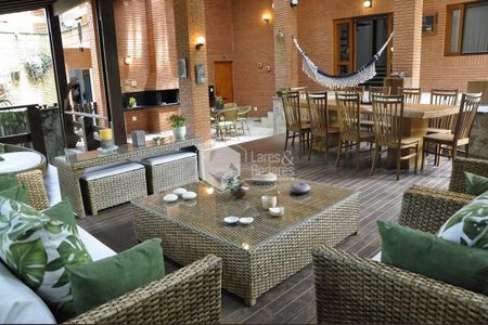 7_photo/94cf00e9a5.92bd7eb76981e119-ATLAS-26bc7c22-bb96-4e6d-ab5d-3e938929de74.jpg de casa à venda com 4 quartos, 540m² em Parque Rincao, Cotia