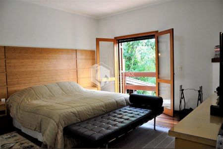 8_photo/94cf00e9a5.92bd7eb76981e119-ATLAS-48c7abea-7c1a-42a9-bb5f-cfc3c555413f.jpg de casa à venda com 4 quartos, 540m² em Parque Rincao, Cotia