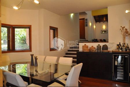 10_photo/94cf00e9a5.92bd7eb76981e119-ATLAS-5ce0a822-755a-4ccc-890d-e8e60482b664.jpg de casa à venda com 4 quartos, 540m² em Parque Rincao, Cotia