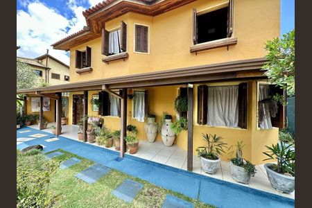 9_photo/94cf00e9a7.203ffe32249db6fb-ATLAS-2d42ceb8-ad3d-4e30-ac98-b7cde2b41d53.jpg de casa à venda com 3 quartos, 240m² em Parque Rincao, Cotia