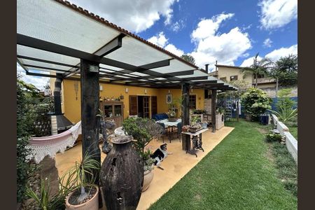 26_photo/94cf00e9a7.203ffe32249db6fb-ATLAS-eaa3043a-b317-4031-a801-62cf904f8a2b.jpg de casa à venda com 3 quartos, 240m² em Parque Rincao, Cotia