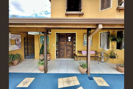 8_photo/94cf00e9a7.203ffe32249db6fb-ATLAS-edcaff16-16f8-4dfc-af1d-0a557538e6ce.jpg de casa à venda com 3 quartos, 240m² em Parque Rincao, Cotia