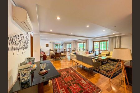 1_photo/94cf00e9f5.74a96c0b2c4b8c29-ATLAS-4e38c368-c32f-4449-891c-336d3e6a3b2e.jpg de casa de condomínio à venda com 5 quartos, 488m² em Vila de Sao Fernando, Cotia