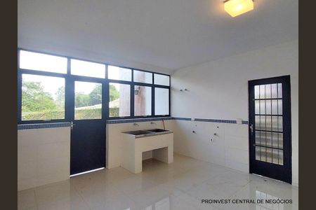 10_photo/94cf00ea05.49f512fa8a9b1946-ATLAS-c3e7d6f9-f5a4-4143-a0cf-904f59c29e0f.jpg de casa de condomínio à venda com 4 quartos, 850m² em Vila de Sao Fernando, Cotia