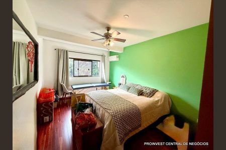 17_photo/94cf00ea3f.72c99cad9401b729-ATLAS-be4a906f-809c-4bad-bdb8-e63830a7b279.jpg de casa à venda com 3 quartos, 253m² em Vila de Sao Fernando, Cotia