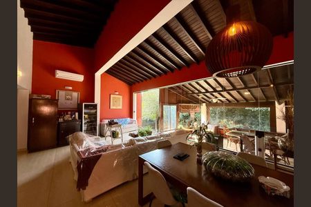 18_photo/94cf00ea3f.72c99cad9401b729-ATLAS-ccd85e71-389d-4180-ac38-bc679ba3d0c5.jpg de casa à venda com 3 quartos, 253m² em Vila de Sao Fernando, Cotia