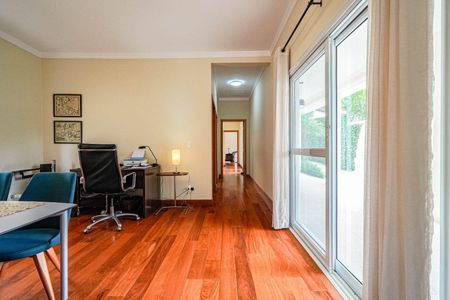 17_photo/94cf00ea79.f7e81ba1849dc159-ATLAS-67783a42-84e7-484e-bcfa-7a0a8f0e19b8.jpg de casa à venda com 2 quartos, 278m² em Vila de Sao Fernando, Cotia