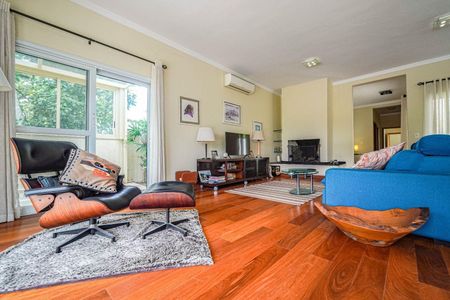 11_photo/94cf00ea79.f7e81ba1849dc159-ATLAS-ca683b16-3b1a-4a16-bf29-e072dfa4e947.jpg de casa à venda com 2 quartos, 278m² em Vila de Sao Fernando, Cotia