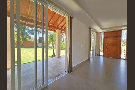 2_photo/94cf00ea89.55cb5819fbd09464-ATLAS-3a3c7eb9-b9c8-4da2-8e96-caf5d5bec460.jpg de casa de condomínio à venda com 3 quartos, 650m² em Vila de Sao Fernando, Cotia