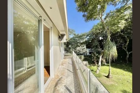 4_photo/94cf00ea9f.014d739fb69e46b1-ATLAS-0f0783cc-34fc-490f-8046-60c1fb9c2811.jpg de casa de condomínio à venda com 5 quartos, 742m² em Vila de Sao Fernando, Cotia