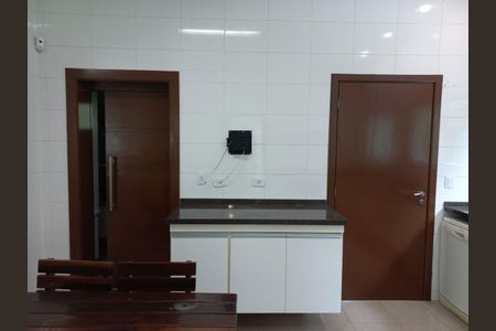 5_photo/94cf00ecdf.3e1b4b7d4b39a1bc-ATLAS-c33e7a5b-75c4-49b0-8c6e-eddcceffe46d.jpg de casa à venda com 4 quartos, 400m² em Caiapia, Cotia