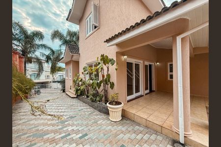 2_photo/94cf00ed79.201e5a1018c1a13c-ATLAS-fee38d36-bbdf-4d20-80ff-9e2f8a9fd729.jpg de casa de condomínio à venda com 4 quartos, 490m² em Jardim Sao Paulo II, Cotia