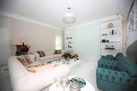 9_photo/94cf00ed7b.9f73e101bd22bb98-ATLAS-24ce1902-c3c7-4a2f-bfae-a92efd03de4c.jpg de casa de condomínio à venda com 4 quartos, 570m² em Jardim Sao Paulo II, Cotia