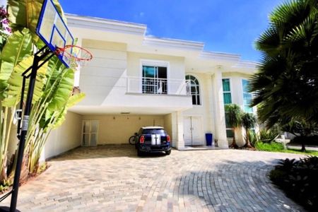 57_photo/94cf00ed7b.9f73e101bd22bb98-ATLAS-4e061679-21d7-491d-8757-4df757fc0692.jpg de casa de condomínio à venda com 4 quartos, 570m² em Jardim Sao Paulo II, Cotia