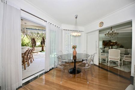 17_photo/94cf00ed7b.9f73e101bd22bb98-ATLAS-5cb9491f-2b44-4b60-8a7d-ce88b522aa6f.jpg de casa de condomínio à venda com 4 quartos, 570m² em Jardim Sao Paulo II, Cotia