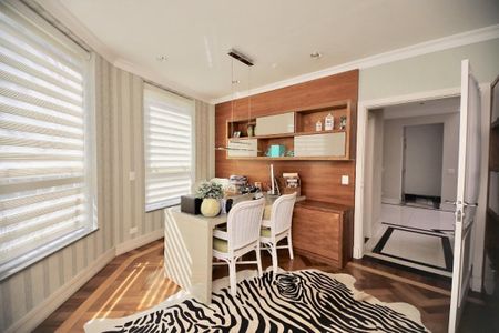 41_photo/94cf00ed7b.9f73e101bd22bb98-ATLAS-dbb4c64e-d176-4fba-a453-93486953282c.jpg de casa de condomínio à venda com 4 quartos, 570m² em Jardim Sao Paulo II, Cotia