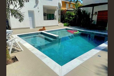 2_photo/94cf00eda5.fbcd7a2e7ac63d93-ATLAS-b183379f-a338-409e-9b6f-85925184bf24.jpg de casa de condomínio à venda com 5 quartos, 487m² em Jardim Sao Paulo II, Cotia