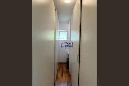 31_photo/94cf00ee2d.e5c1dbf3952ec410-ATLAS-1ce50a4b-472c-4daa-b3af-bd31698a103a.jpg de casa de condomínio à venda com 4 quartos, 373m² em Terras do Madeira, Carapicuíba