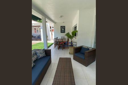 10_photo/94cf00ee2d.e5c1dbf3952ec410-ATLAS-6aa1cd49-20d6-4f19-b1b4-76103ce4ed1c.jpg de casa de condomínio à venda com 4 quartos, 373m² em Terras do Madeira, Carapicuíba