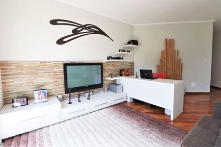 2_photo/94cf00ee2d.e5c1dbf3952ec410-ATLAS-aabc9de9-a9a7-46b5-b609-5fca17d303e0.jpg de casa de condomínio à venda com 4 quartos, 373m² em Terras do Madeira, Carapicuíba