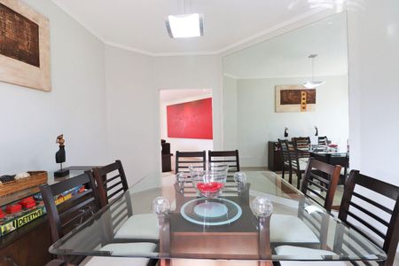 3_photo/94cf00ee2d.e5c1dbf3952ec410-ATLAS-eef9d0ce-675b-4655-9162-c7968025ded9.jpg de casa de condomínio à venda com 4 quartos, 373m² em Terras do Madeira, Carapicuíba