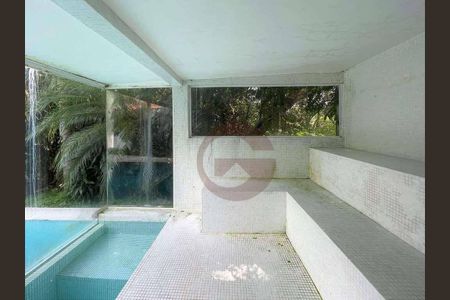 6_photo/94cf00ee6f.cc80a849dbb3670d-ATLAS-09f425e8-5dc8-4181-ad7b-93928c3309fc.jpg de casa de condomínio à venda com 4 quartos, 319m² em Nova Fazendinha, Carapicuíba