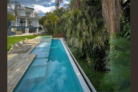 6_photo/94cf00ee6f.cc80a849dbb3670d-ATLAS-0e6dac6a-7ebe-4395-be0e-dbd1db414dd5.jpg de casa de condomínio à venda com 4 quartos, 319m² em Nova Fazendinha, Carapicuíba