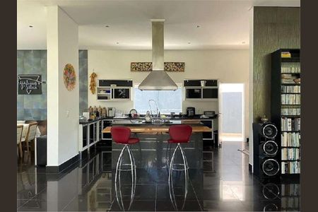 12_photo/94cf00ee6f.cc80a849dbb3670d-ATLAS-3aae35d7-2626-446e-bbea-fab3eb9dd001.jpg de casa de condomínio à venda com 4 quartos, 319m² em Nova Fazendinha, Carapicuíba