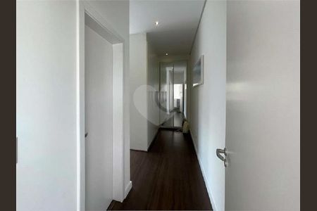 12_photo/94cf00ee6f.cc80a849dbb3670d-ATLAS-4c5d3902-d8bf-466b-9d0c-dc465c572f43.jpg de casa de condomínio à venda com 4 quartos, 319m² em Nova Fazendinha, Carapicuíba