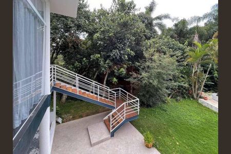 25_photo/94cf00ee6f.cc80a849dbb3670d-ATLAS-963cc542-2255-430b-855e-4146ad4c2424.jpg de casa de condomínio à venda com 4 quartos, 319m² em Nova Fazendinha, Carapicuíba