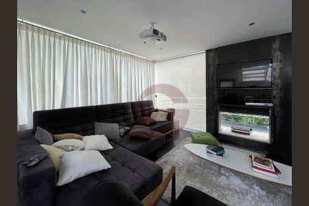 8_photo/94cf00ee6f.cc80a849dbb3670d-ATLAS-d065c8a6-e470-4bce-963f-74e66ceae9fd.jpg de casa de condomínio à venda com 4 quartos, 319m² em Nova Fazendinha, Carapicuíba