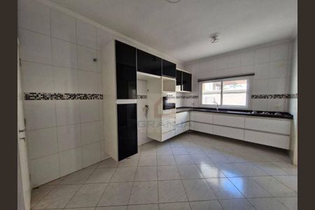 17_photo/94cf00f171.e6e1c947b02cf8fb-ATLAS-d860d42b-8ca2-4822-a54a-8bdae9b7983e.jpg de casa para alugar com 4 quartos, 324m² em Terras do Madeira, Carapicuíba