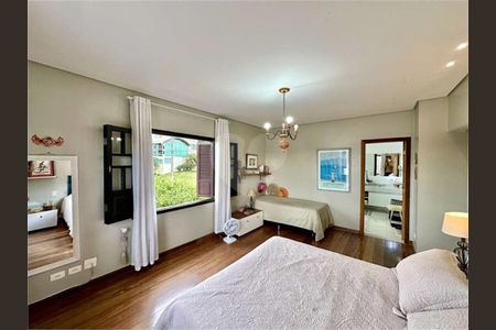 7_photo/94cf00f23b.c89d47bbcba00cc2-ATLAS-251e7c11-37b5-4c77-b9d9-652b3e78b61c.jpg de casa à venda com 3 quartos, 330m² em Vila Dirce, Carapicuíba