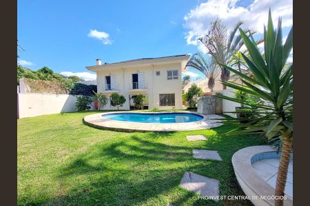 2_photo/94cf00f28f.ff18d0897e4eeb33-ATLAS-d2103648-441b-4b0e-a10f-2b7142b51ccc.jpg de casa à venda com 4 quartos, 680m² em Jardim Sao Paulo II, Cotia