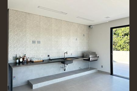 10_photo/94cf00f30d.83fa443d0a3e7663-ATLAS-515acc87-bce7-4bb4-bcb0-80f4e0b08e5d.jpg de casa de condomínio à venda com 3 quartos, 350m² em Nova Fazendinha, Carapicuíba