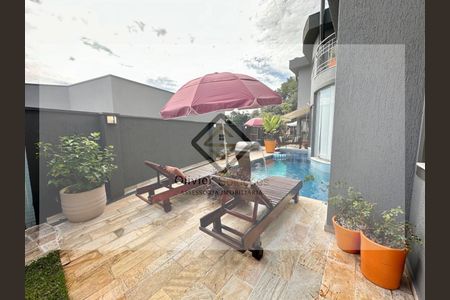 12_photo/94cf00f3a9.14be72f851f11d21-ATLAS-676c6171-00db-4e65-b455-39c5771c6847.jpg de casa de condomínio à venda com 5 quartos, 336m² em Nova Fazendinha, Carapicuíba