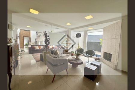 23_photo/94cf00f3a9.14be72f851f11d21-ATLAS-cf9d9540-ac01-464d-9eb0-ff9546aae5dd.jpg de casa de condomínio à venda com 5 quartos, 336m² em Nova Fazendinha, Carapicuíba