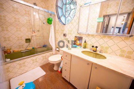 4_photo/94cf00f3e9.791a2c086178d312-ATLAS-0df53abd-ff4e-4c95-a126-3190c0ed0e3f.jpg de casa de condomínio à venda com 3 quartos, 618m² em Nova Fazendinha, Carapicuíba