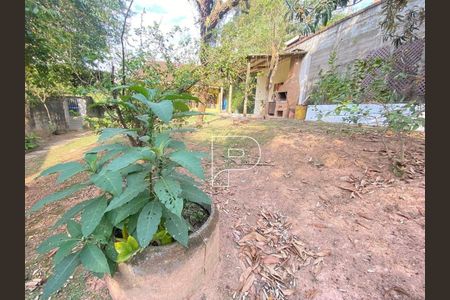 4_photo/94cf00f58f.e98a0441d5514113-ATLAS-88568a80-8d45-4e7e-87c2-afd8d51541d4.jpg de casa à venda com 3 quartos, 312m² em Vila Lisboa, Carapicuíba